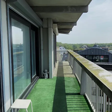& Licht Met Groot L Terras - Zicht Op Mercator أوستيند